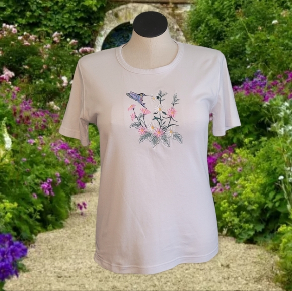 COPY - Y2K Hummingbird Embroidered T-shirt - Picture 1 of 4